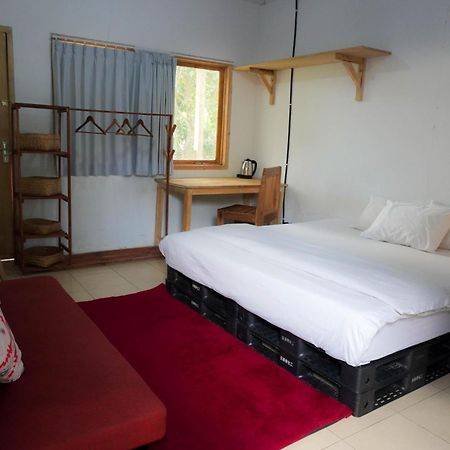 بيت شباب Lotide Surf Camps Lombok Kuta  المظهر الخارجي الصورة